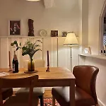 Cosy Traditional Old Stone Townhouse In Bastide Dom wakacyjny *