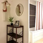 Dom wakacyjny Cosy Traditional Old Stone Townhouse In Bastide