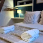 Dom wakacyjny Cosy Traditional Old Stone Townhouse In Bastide Carcassonne