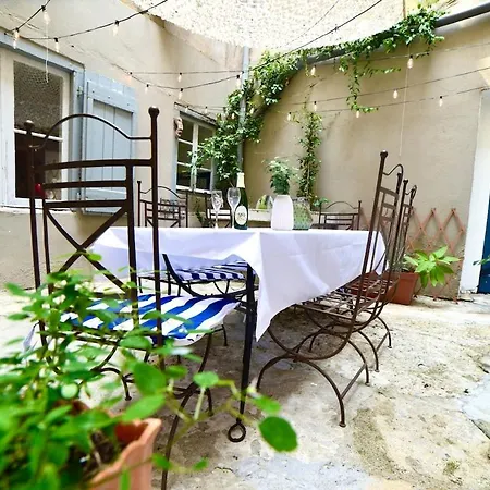 Cosy Traditional Old Stone Townhouse In Bastide * カルカソンヌ