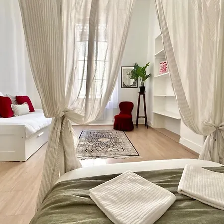 Cosy Traditional Old Stone Townhouse In Bastide * Carcassonne