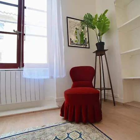 別荘 Cosy Traditional Old Stone Townhouse In Bastide カルカソンヌ
