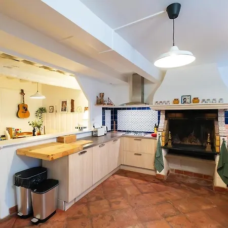 別荘 Cosy Traditional Old Stone Townhouse In Bastide