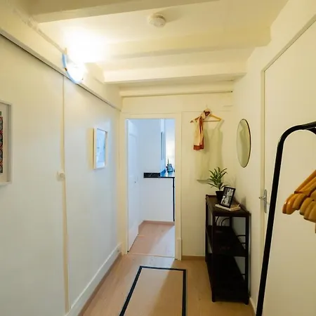 Cosy Traditional Old Stone Townhouse In Bastide 度假居