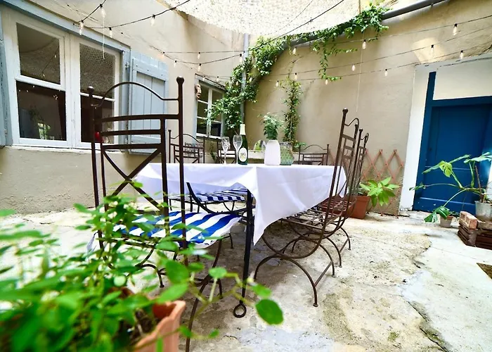 Cosy Traditional Old Stone Townhouse In Bastide * Carcassonne