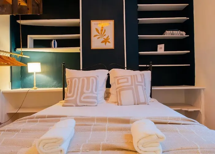 Cosy Traditional Old Stone Townhouse In Bastide *