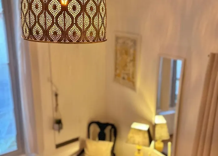 Cosy Traditional Old Stone Townhouse In Bastide Dom wakacyjny *