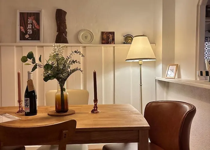 Cosy Traditional Old Stone Townhouse In Bastide Dom wakacyjny *